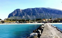 cinisi-terrasini-beach-palermo-vacation